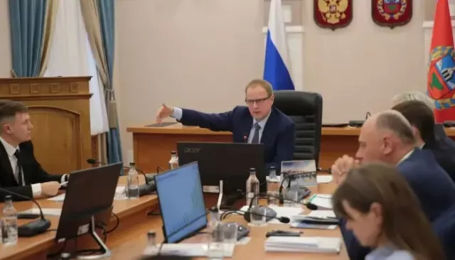 Почти 2 млрд рублей потратят в Алтайском крае на жилье для детей-сирот - Толк, 10.11.2025