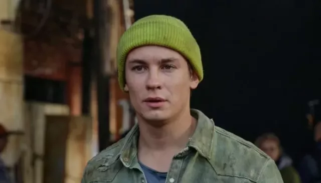 Никита Кологривый сыграет Женю Лукашина в новогодней комедии - Толк, 12.11.2025