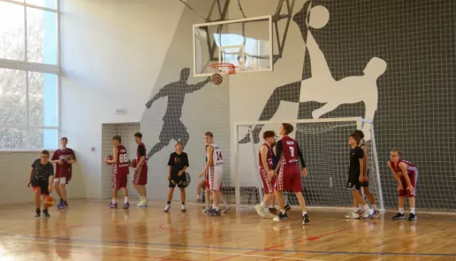 Возвращение легенды: как выглядит спорткомплекс ДК "Мотор" после реконструкции. Фото - Толк, 19.11.2025