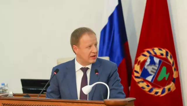 Губернатор Виктор Томенко поздравил жительниц Алтайского края с 8 Марта - Толк, 08.03.2026