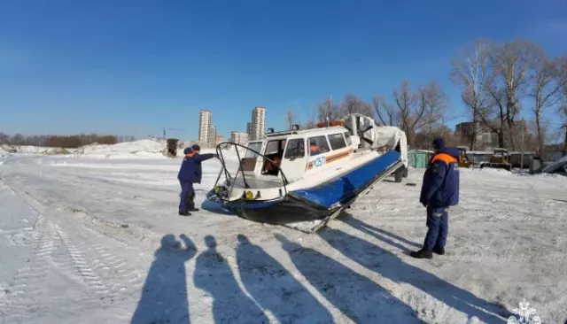 В Новосибирске уже месяц не могут найти восьмилетнюю девочку, провалившуюся под лед - Толк, 13.03.2026