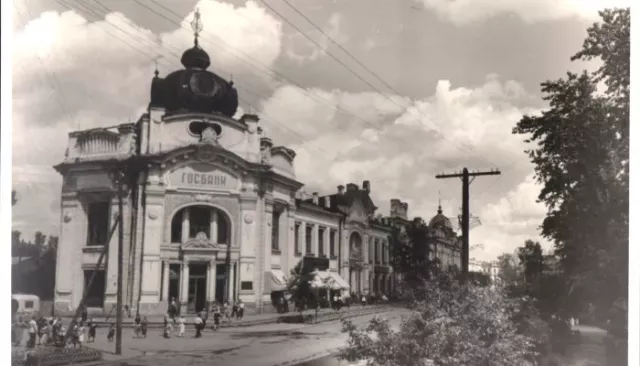 Резные, каменные, провинциальные: как выглядели нестоличные дома купцов на Алтае - Толк, 15.04.2026