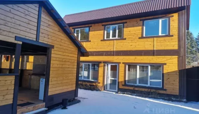 Крупную базу отдыха выставили на продажу в Горном Алтае за 123 млн рублей. Фото - Толк, 16.04.2026