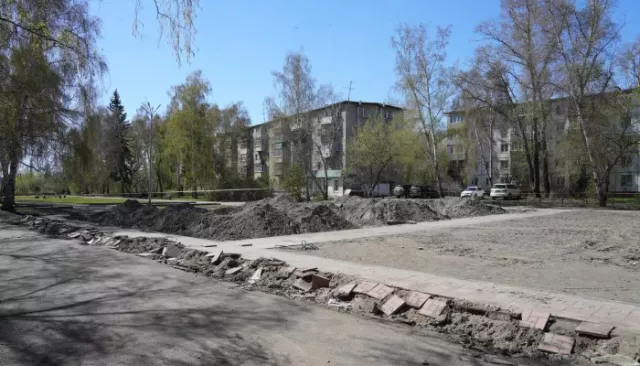 В Бийске началось преображение Бульвара 50-летия ВЛКСМ - Толк, 29.04.2026