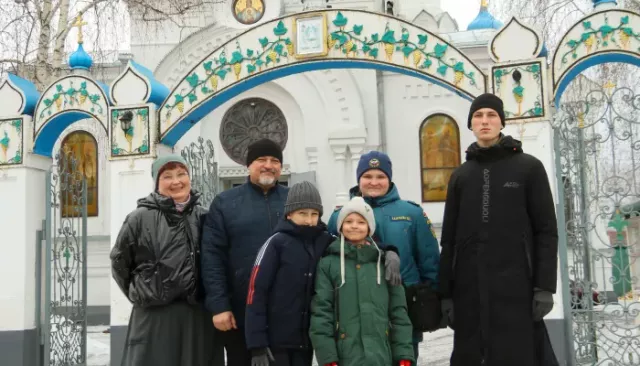 Счастье на семерых: как родительство стало главным призванием врача и священника - Толк, 29.04.2026