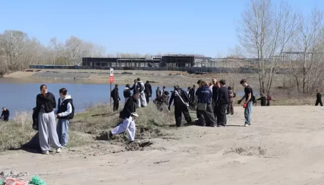 Почти сотню машин с мусором собрали в Барнауле в последний "чистый четверг" - Толк, 30.04.2026