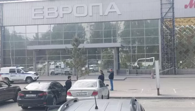Барнаульцы рассказали подробности об эвакуации ТЦ "Европа" - Толк, 16.05.2026
