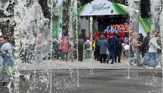 Многострадальному фонтану в Рубцовске снова потребовался ремонт - Толк, 05.06.2026