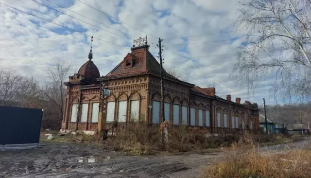 В Бийске готовят к торгам исторический особняк купца Кричевцева - Толк, 16.06.2026