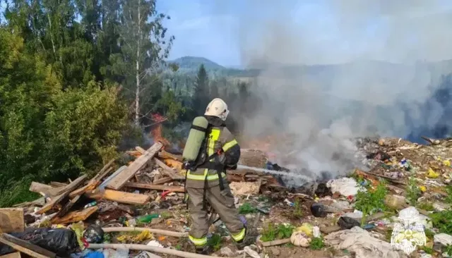 В Республике Алтай произошел пожар на полигоне ТБО - Толк, 08.07.2026