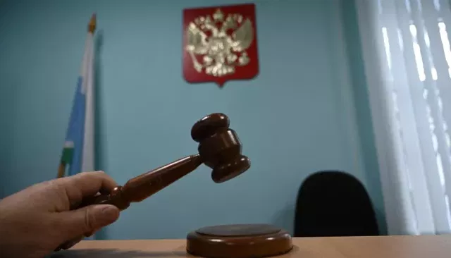 Жительницу Новоалтайска будут судить за истязание 13-летней дочери - Толк, 14.08.2026