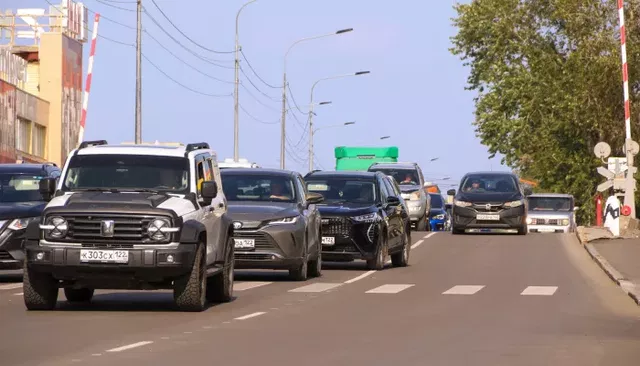 Ровный, свежий, благородный: как в Барнауле отремонтировали проспект Строителей. Фото Ровный, свежий, благородный: как в Барнауле отремонтировали проспект Строителей. Фото - Толк, 31.08.2026