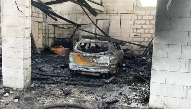 Пожар на 180 "квадратов" потушили в селе в Майминском районе. Фото - Толк, 19.09.2026