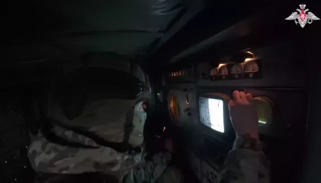 Боец с позывным Протока почти 10 км нес раненого сослуживца под ударами дронов - Толк, 06.10.2026