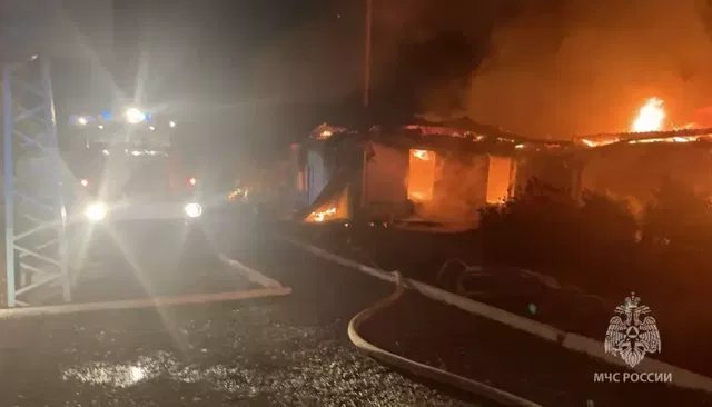 Ночной пожар оставил село в Алтайском крае без школы - Толк, 12.10.2026