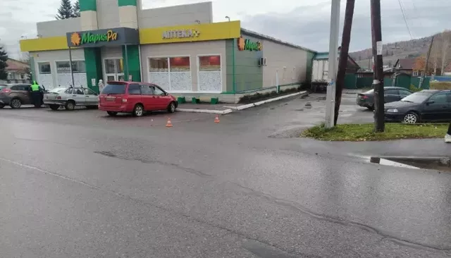 Водитель иномарки сбил девочку возле магазина в Республике Алтай - Толк, 14.10.2026