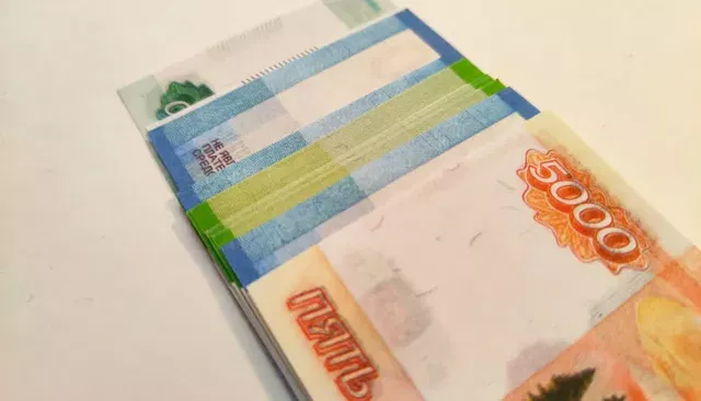 Продукты и ЖКХ: на что уходит зарплата жителей Алтайского края и хватает ли ее - Толк, 16.10.2026