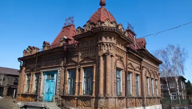 Похитителей шпиля с купола особняка Кричевцева ищут в Бийске - Толк, 23.10.2026
