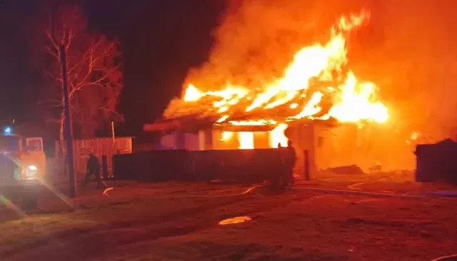 В алтайском селе Колыванское при пожаре погиб мужчина В алтайском селе Колыванское при пожаре погиб мужчина - Толк, 24.10.2026
