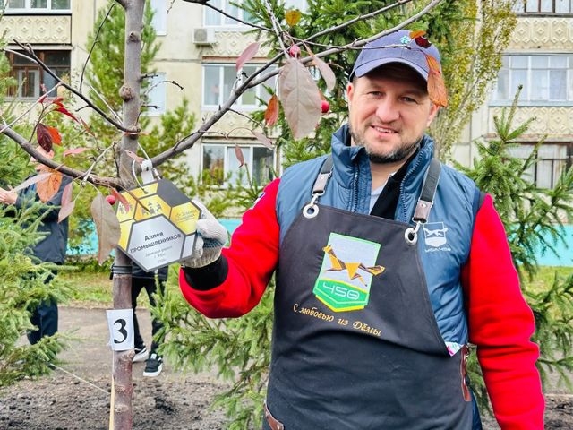 Заброшенный пустырь в Деме стал уютной аллеей - Телеканал «Вся Уфа», 27.08.2026
