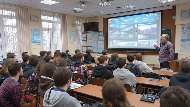 Иноагентам запретили преподавать и просвещать в Хабаровске Иноагентам запретили преподавать и просвещать в Хабаровске - Новости Хабаровска | transsibinfo.com, 01.09.2025
