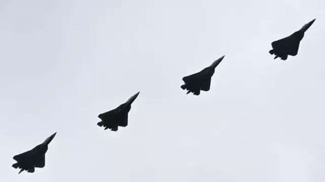 MWM назвал Су-57 с мини-БПЛА на борту самым уникальным истребителем в мире - РИА Новости, 28.11.2023