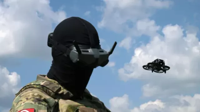 Российские бойцы уничтожили танк Leopard ВСУ FPV-дроном под Работино - РИА Новости, 01.12.2023