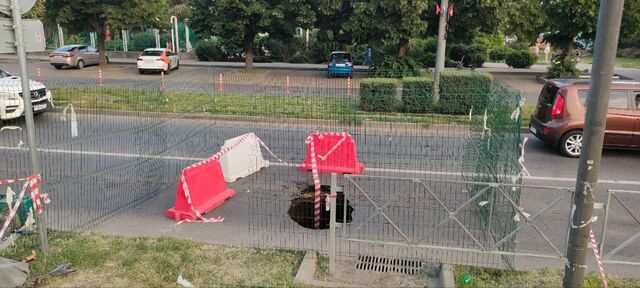 Новый провал на дорогах Краснодара -  Утренний Юг, 11.06.2025