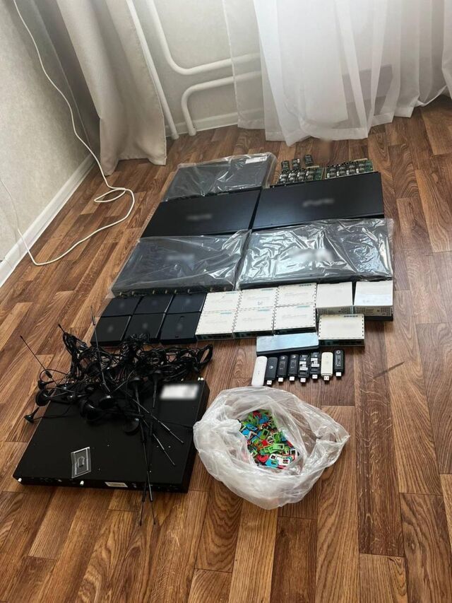 В Краснодаре задержали иностранца, который помогал телефонным мошенникам -  Утренний Юг, 26.06.2025