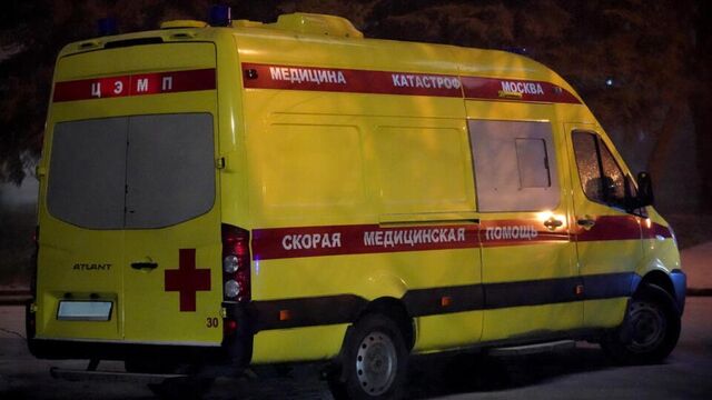В Адыгее из-за падения обломков беспилотников возник пожар в частном доме -  Утренний Юг, 30.08.2025