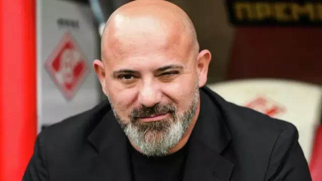 Тренер ФК «Спартак» Станкович прокомментировал нападение на автобус в Краснодаре Тренер ФК «Спартак» Станкович прокомментировал нападение на автобус в Краснодаре -  Утренний Юг, 03.11.2025