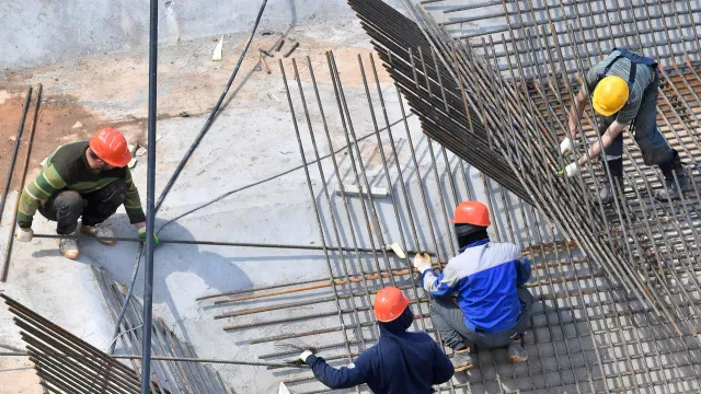 Наибольшую нехватку работников испытывает сфера строительства на Кубани Наибольшую нехватку работников испытывает сфера строительства на Кубани - Утренний Юг, 12.11.2025