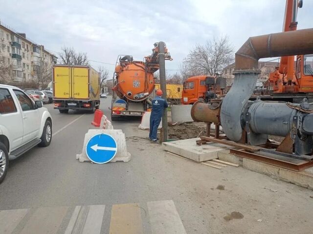 В Краснодаре на ул. Садовой ограничат движение из-за ремонта коллектора -  Утренний Юг, 23.03.2026