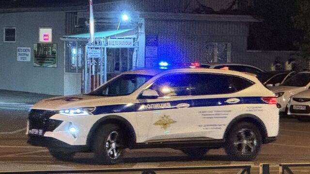 В пригороде Анапы неизвестный бросил на землю горящий предмет, который взорвался -  Утренний Юг, 23.03.2026