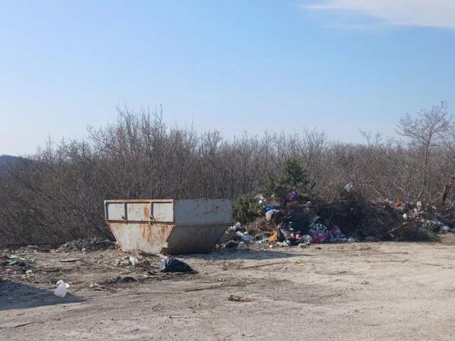 Кладбища Новороссийска утопают в мусоре перед Радоницей -  Утренний Юг, 23.03.2026