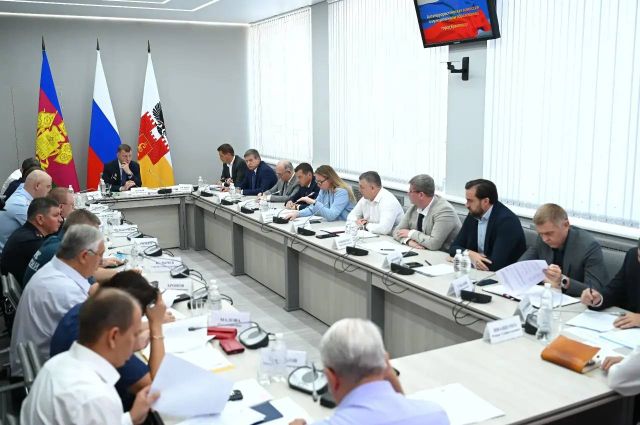 Школьные линейки в Краснодаре пройдут в закрытых помещениях -  Утренний Юг, 21.08.2026