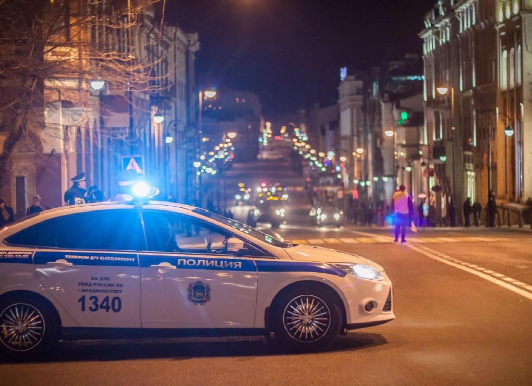 Car out. Машина ДПС. Полиция Владивосток. Машины полиции России. Машина Полицейская машина.