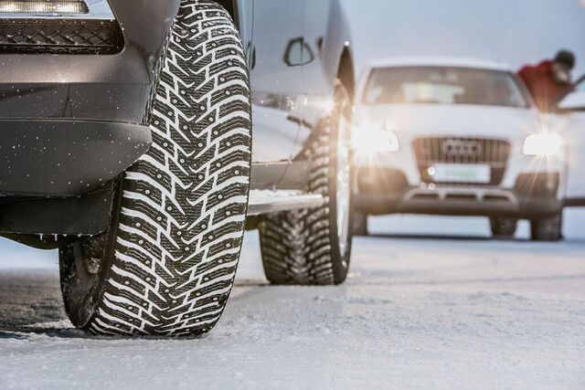 Зима без протектора: чем грозит езда на лысой резине Зима без протектора: чем грозит езда на лысой резине - ИА DEITA.RU, 05.11.2025