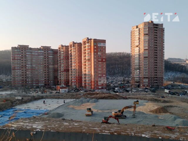 Водопровод в Снеговой Пади рвётся три дня подряд в разных местах Водопровод в Снеговой Пади рвётся три дня подряд в разных местах - ИА DEITA.RU, 08.11.2025