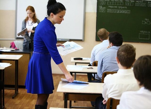 Рособрнадзор закрепил право на пересдачу одного предмета ЕГЭ на постоянной основе Рособрнадзор закрепил право на пересдачу одного предмета ЕГЭ на постоянной основе - ИА DEITA.RU, 17.11.2025