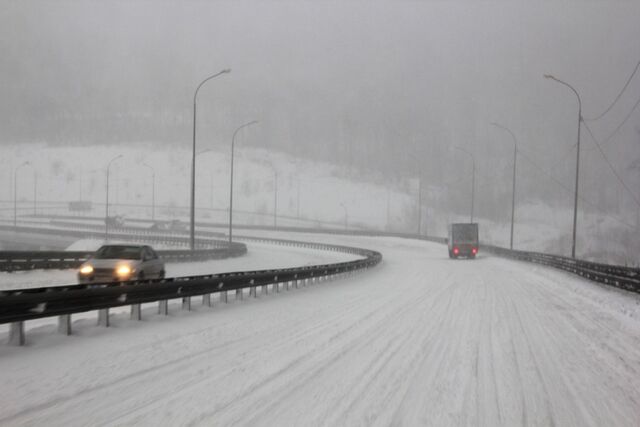 После налёта циклона в Приморье местами проблемы - ИА DEITA.RU, 17.11.2025