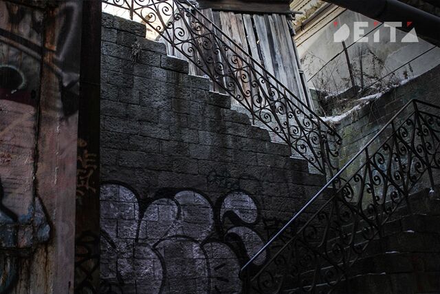 Прокуратура внесла мэру Владивостока представление из-за аварийной лестницы в центре города - ИА DEITA.RU, 26.03.2026