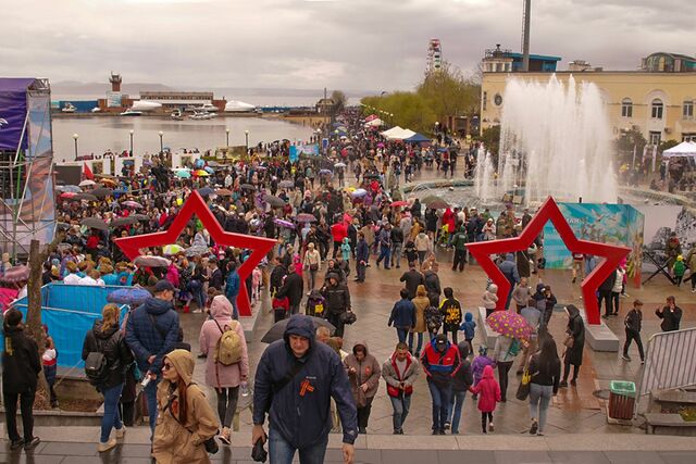 Майские выходные близятся, анонса шествий для Владивостока всё нет - ИА DEITA.RU, 27.04.2026