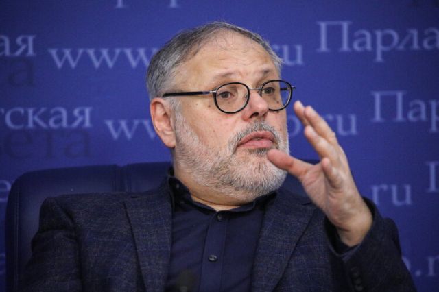 Существование мировой долларовой системы подходит к концу — Хазин - ИА DEITA.RU, 08.07.2026