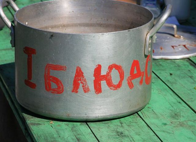 Прокурор отправит за решётку аферистов, кормивших детсадовцев Приморья фальшивой сайрой - ИА DEITA.RU, 27.07.2026