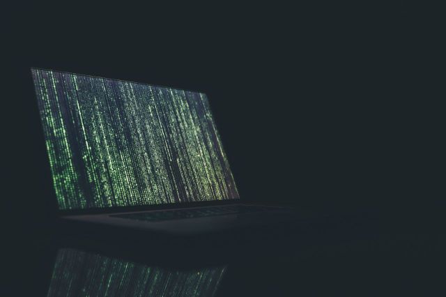Мошенники в России маскируют вирусы под обновления известных сервисов - ИА DEITA.RU, 08.10.2026
