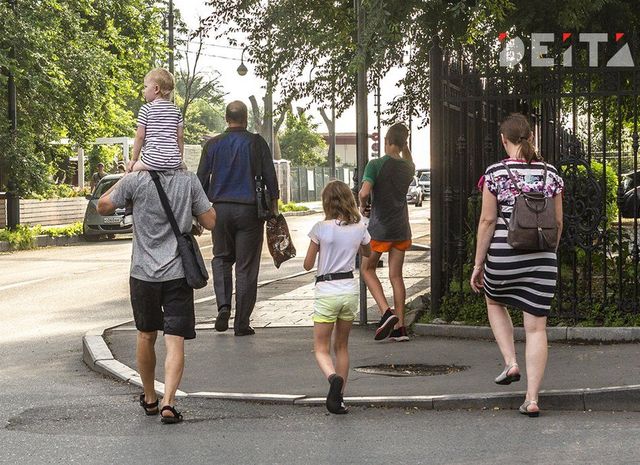 Трое детей в кадре: для социальной рекламы предложили новый стандарт Трое детей в кадре: для социальной рекламы предложили новый стандарт - ИА DEITA.RU, 10.10.2026