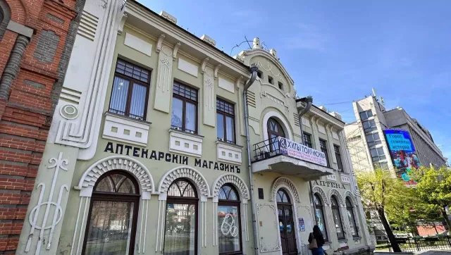 Старая аптека Хабаровска увеличивает собственное производство (ФОТО) - Transsibinfo, 20.05.2024