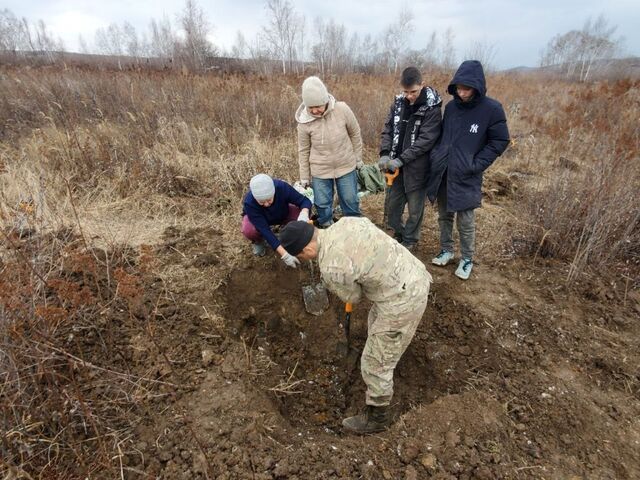 В Приморье обнаружили место падения советского бомбардировщика ДБ-3 В Приморье обнаружили место падения советского бомбардировщика ДБ-3 - PrimNews, 17.11.2025