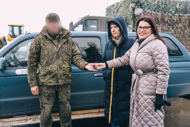 Нижегородские волонтеры передали внедорожник и гуманитарную помощь в зону СВО - Новости Нижнего Новгорода - Живем в Нижнем, 24.02.2026